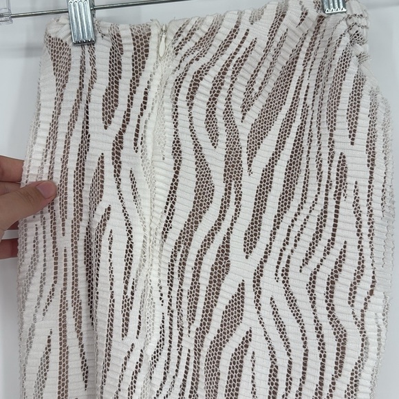 Michael Costello x REVOLVE Caroline Skirt in Ivory Size XXS - Picture 8 of 9